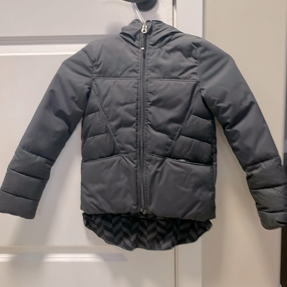 Reversible Ivivva / Lululemon girls puffer jacket. Very warm in the winter.